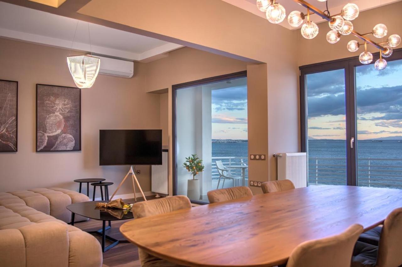 Iconic Salonica Suite Seafront Екстер'єр фото