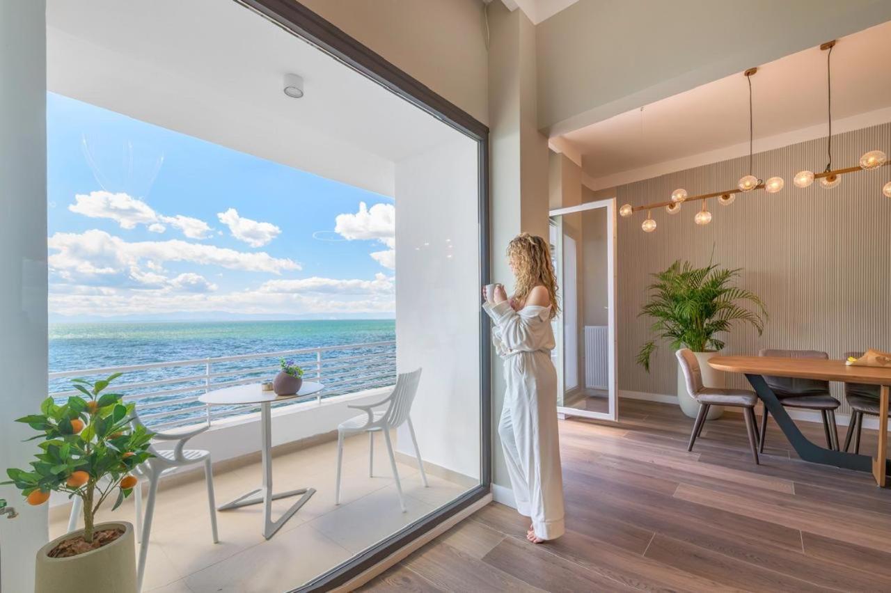 Iconic Salonica Suite Seafront Екстер'єр фото