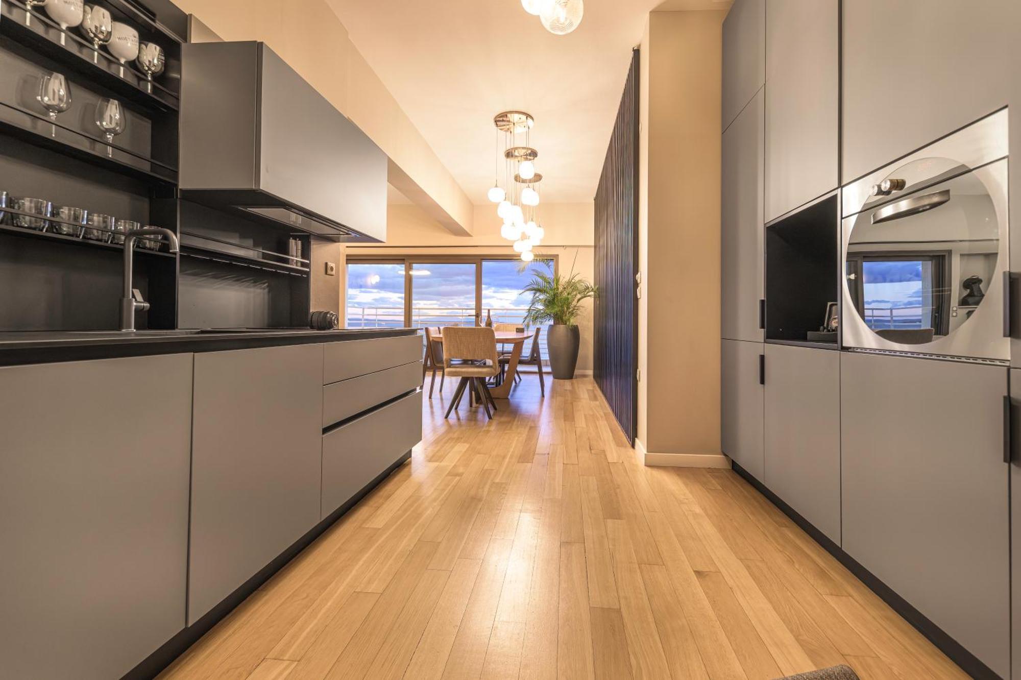 Iconic Salonica Suite Seafront Екстер'єр фото